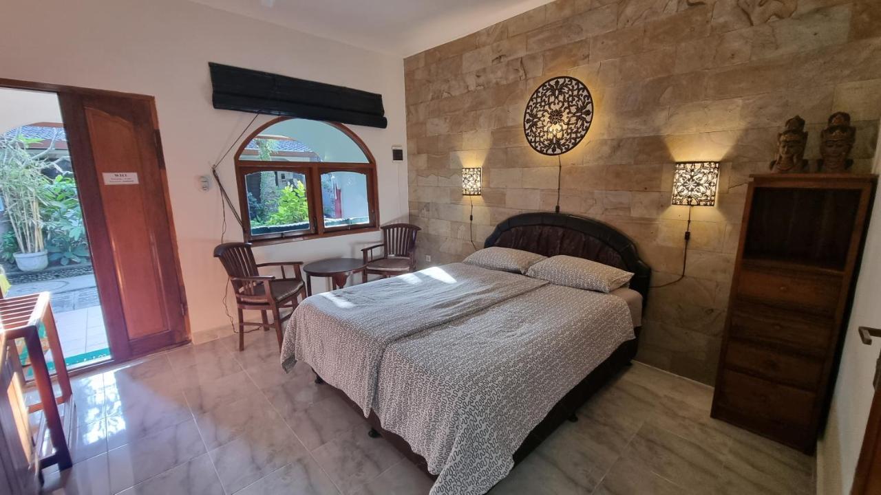 Catra Homestay Beach Apartments Candidasa Esterno foto
