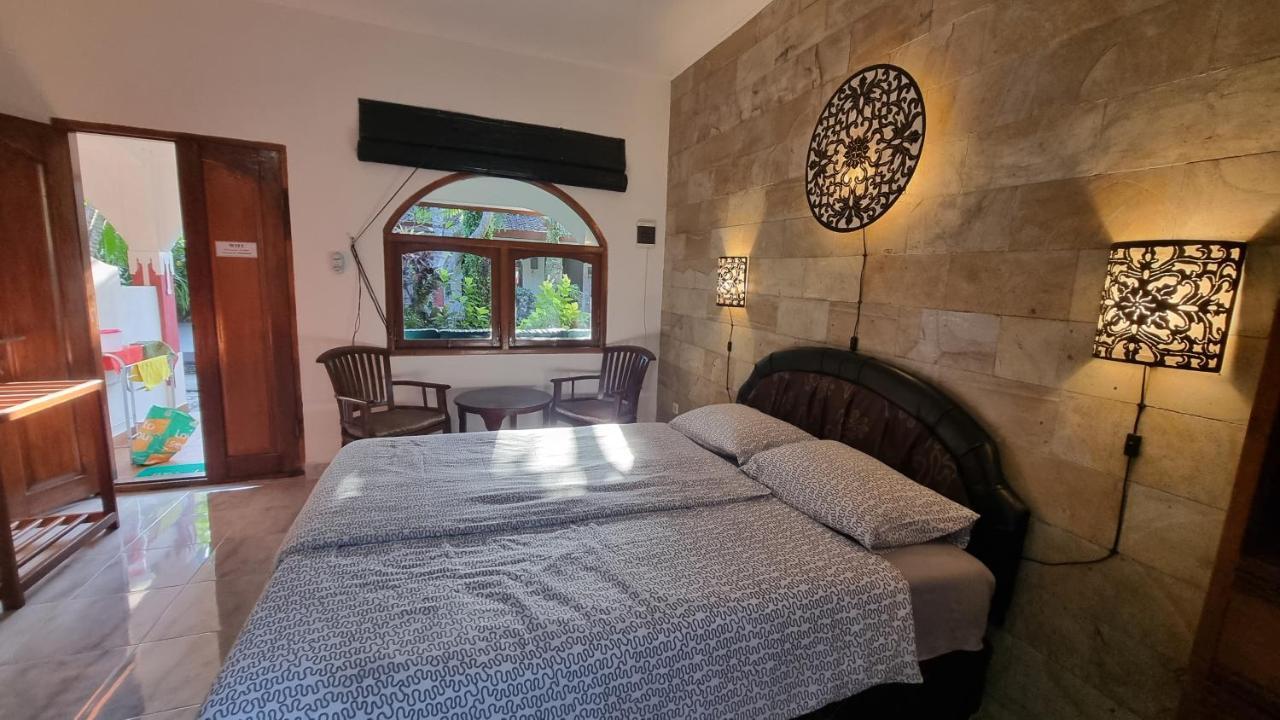 Catra Homestay Beach Apartments Candidasa Esterno foto