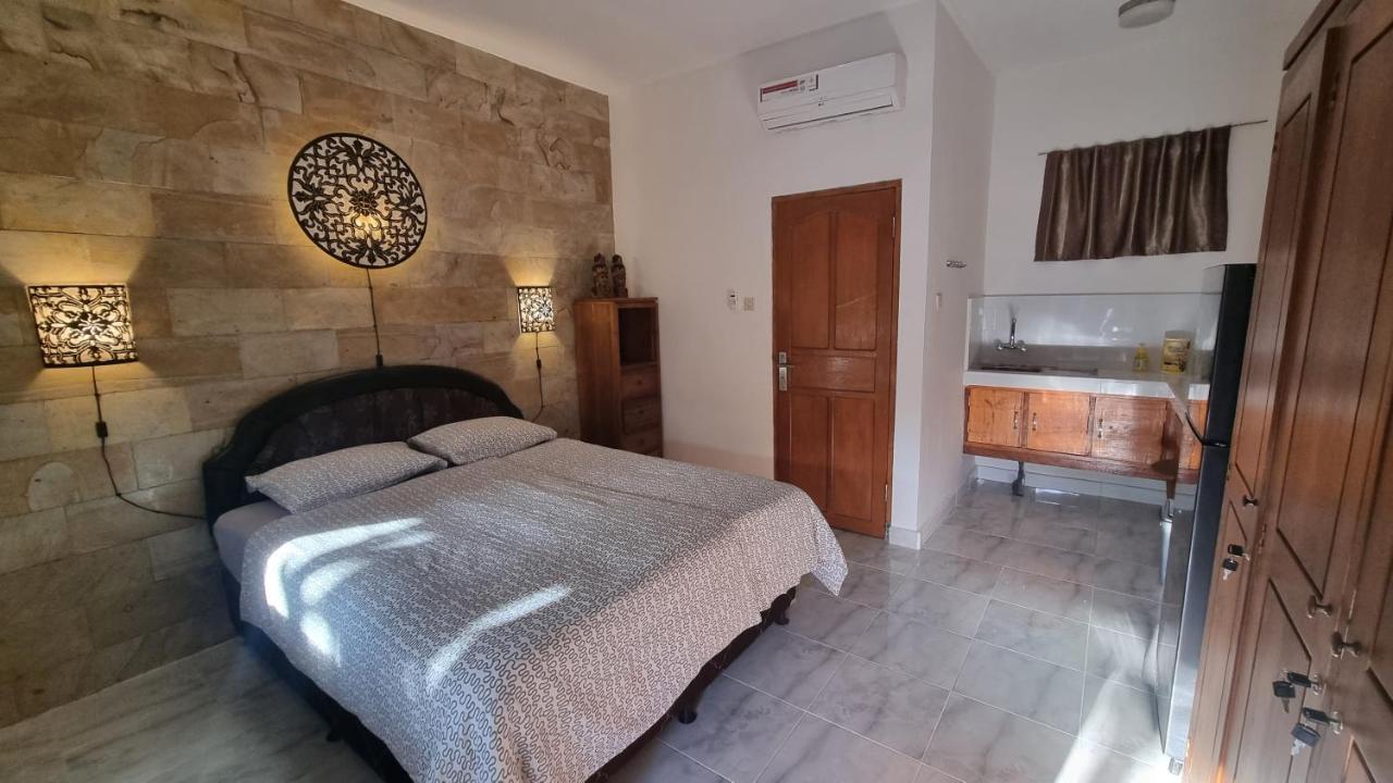 Catra Homestay Beach Apartments Candidasa Esterno foto