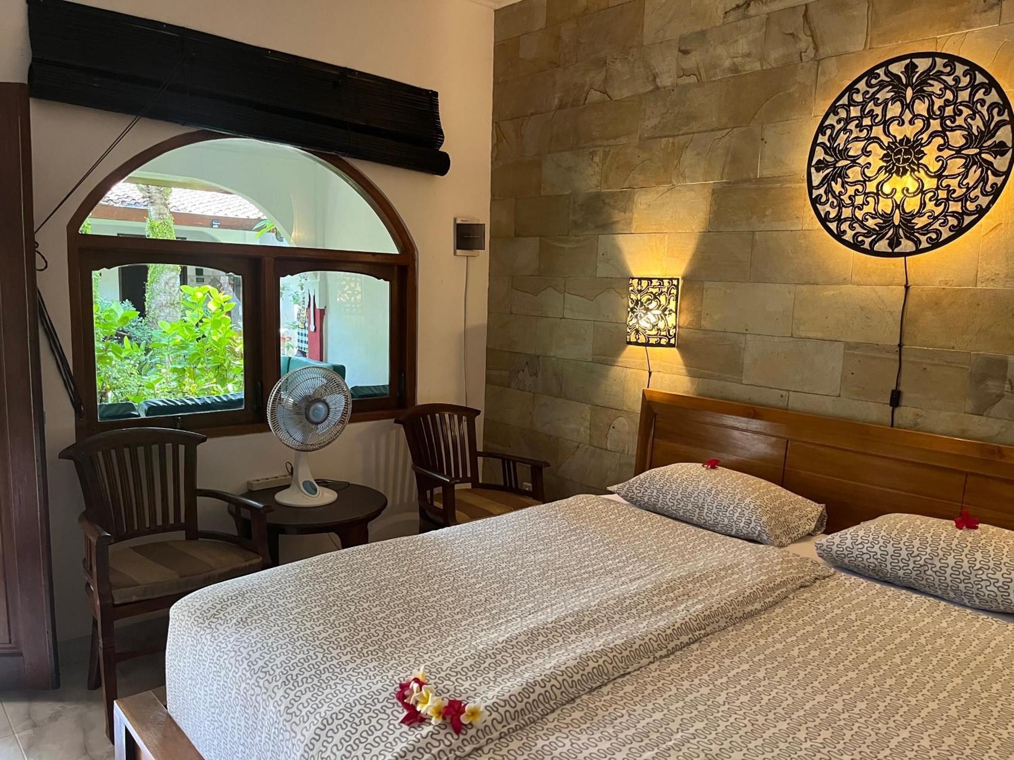 Catra Homestay Beach Apartments Candidasa Esterno foto